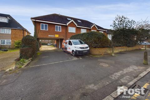 Feltham Road, Ashford, Surrey, TW15