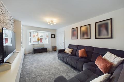 43 Lark Hill, Astley, Manchester, M29 7SB