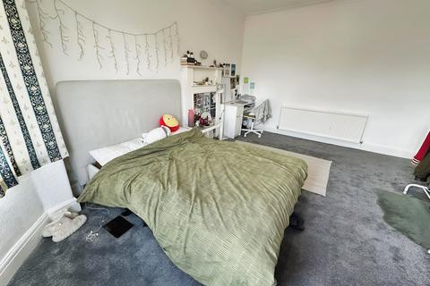 52 Brantingham Road, Whalley Range, Manchester, M16 8PP