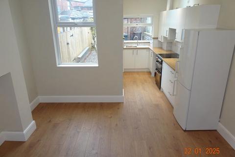 3 bedroom terraced house to rent, Beechwood Road, Hillsborough, Sheffield S6 4LN