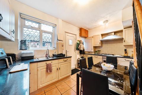 2 bedroom terraced house for sale, The Boyle, Barwick in Elmet, Leeds, LS15