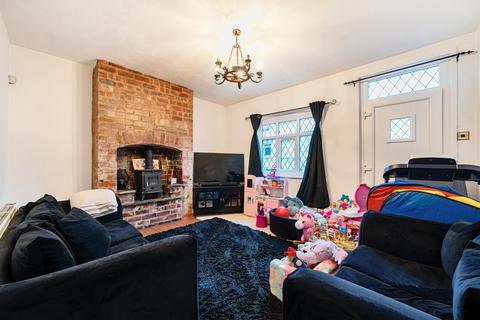 2 bedroom terraced house for sale, The Boyle, Barwick in Elmet, Leeds, LS15