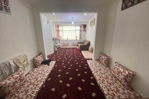 3 bedroom terraced house for sale, Penbury Road, Southall UB2