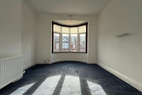 3 bedroom semi-detached house to rent, Gainsborough Road, Blackpool, Lancashire