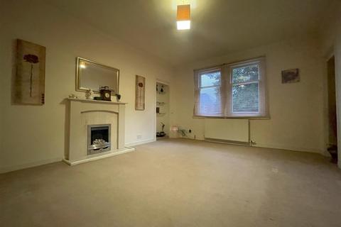 2 bedroom flat to rent, Abbey Road, Auchterarder, Perth