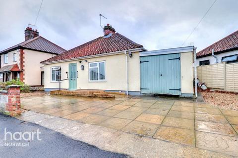 3 bedroom detached bungalow for sale, Mayfield Avenue, Norwich