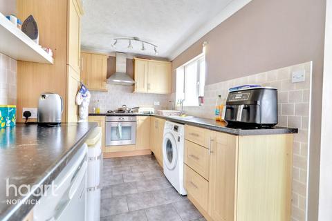 3 bedroom detached bungalow for sale, Mayfield Avenue, Norwich