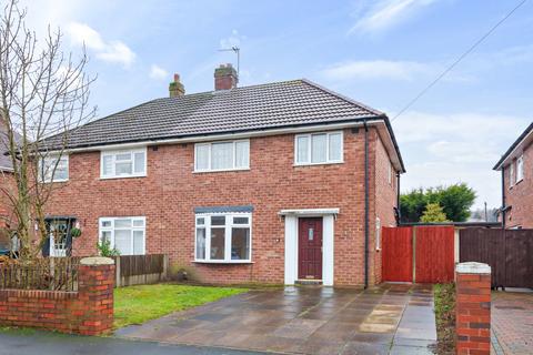 3 bedroom semi-detached house for sale, Hawthorn Road, Wednesbury, West Midlands, WS10