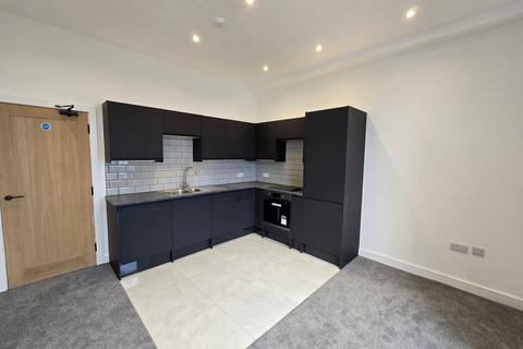 2 bedroom apartment to rent, Oaklands Terrace, Swansea SA1