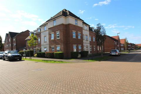 2 bedroom flat for sale, Blackbourne Chase, Littlehampton