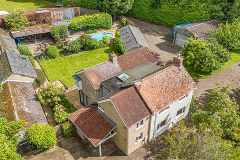 4 bedroom detached house for sale, Landwade, Exning CB8