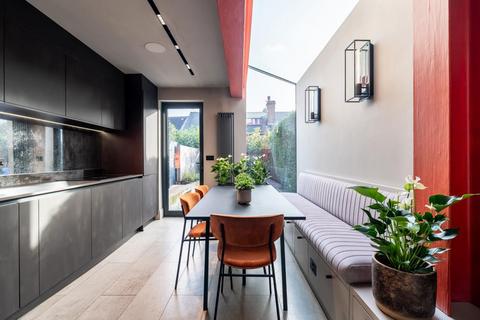 86 Marshall Road, Sheffield, S8 0GP