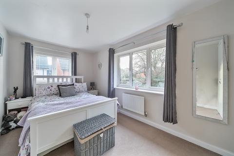 3 bedroom end of terrace house for sale, Applin Road, Bishopdown SP1