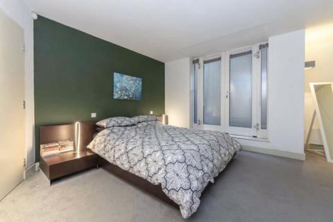 1 bedroom apartment for sale, Cock Lane, London, EC1A