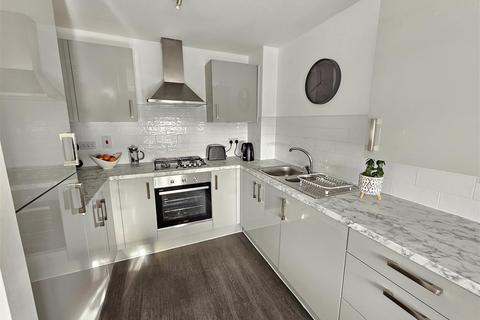 8 Buzzard Rise, St Anns Chapel, Gunnislake, PL18 9FL
