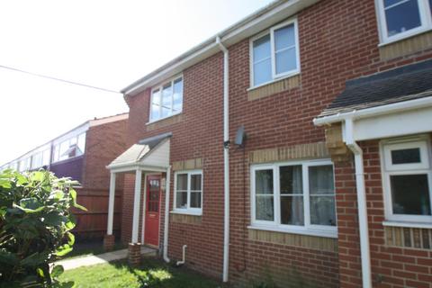 3 bedroom terraced house to rent, Andover SP10