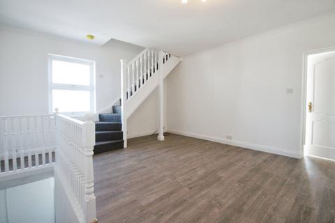 2 bedroom apartment to rent, Cordwallis Road, Maidenhead SL6