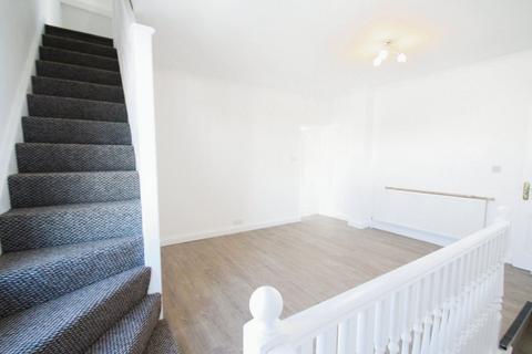 2 bedroom apartment to rent, Cordwallis Road, Maidenhead SL6