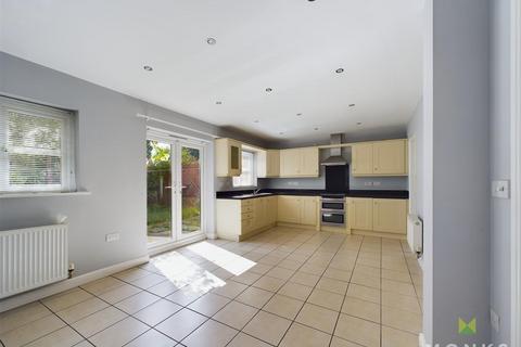 4 bedroom detached house for sale, Isherwoods Way, Wem