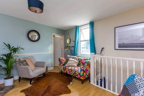 1 bedroom flat for sale, Kingston Road, Wimbledon, London, SW19