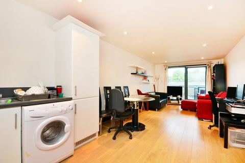 1 bedroom flat to rent, Chapter Way, Colliers Wood, London, SW19