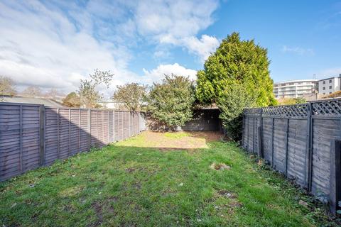 3 bedroom terraced house to rent, Gap Road, Wimbledon, London, SW19