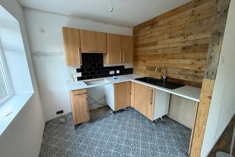 1 bedroom flat for sale, Heywood Court, Middleton, M24