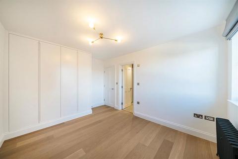 2 bedroom flat to rent, Upper Berkeley Street, London W1H