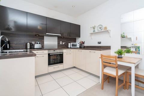 2 bedroom flat for sale, Cotterells, Hemel Hempstead, HP1