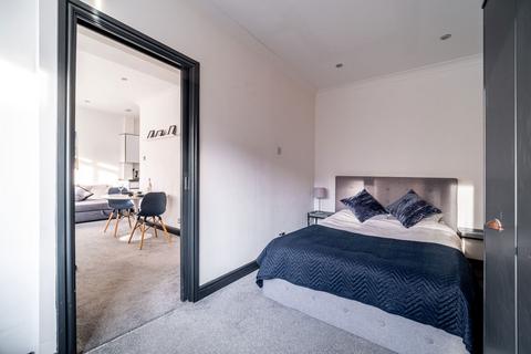 42, Burne Jones House, 11 - 12 Bennetts Hill, Birmingham, B2 5RS