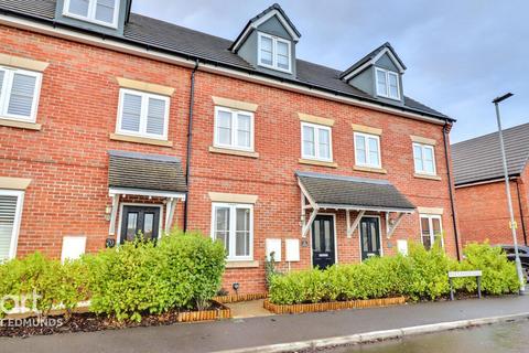 3 bedroom terraced house for sale, Myrtlewood Road, Bury St Edmunds