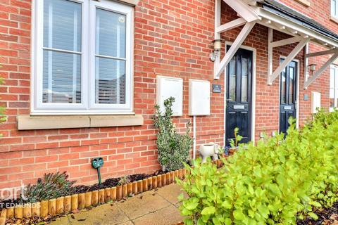 3 bedroom terraced house for sale, Myrtlewood Road, Bury St Edmunds