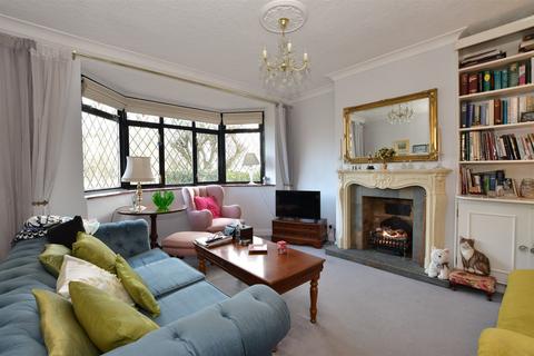 3 bedroom semi-detached house for sale, Bevan Way, Hornchurch, Essex