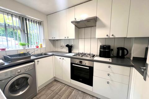 2 bedroom end of terrace house for sale, Underwood Place, Milton Keynes MK6