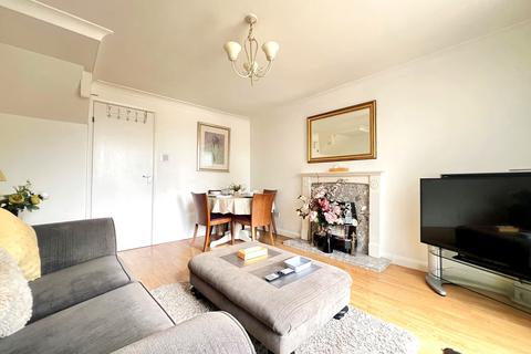 2 bedroom end of terrace house for sale, Underwood Place, Milton Keynes MK6