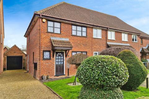 3 bedroom end of terrace house for sale, Marwood Close, Wymondham, Norfolk, NR18