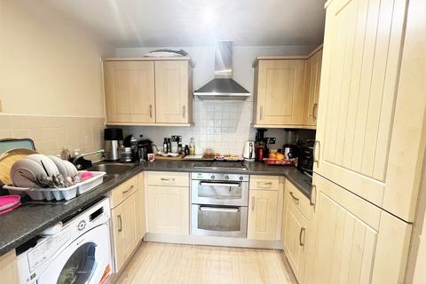 2 bedroom flat to rent, Magdalene Gardens, London, N20