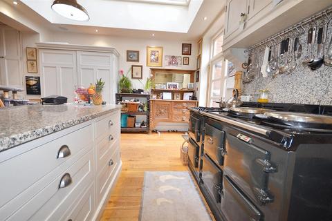 undefined, Granville Terrace, Stone