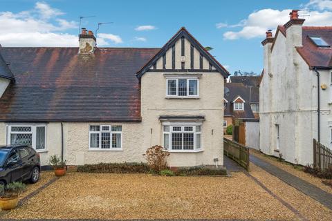 3 bedroom semi-detached house for sale, Baring Road, Beaconsfield, HP9