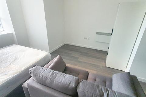 Studio to rent, The Card House, Bingley Road, Bradford, West Yorkshire, BD9