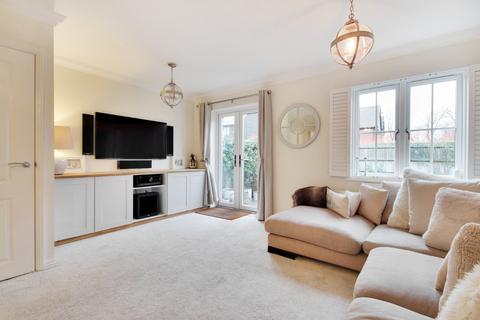 2 Lambert Mews, Southfleet, Gravesend, DA13 9AN