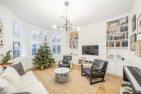 3 bedroom flat for sale, Bonneville Gardens, London SW4