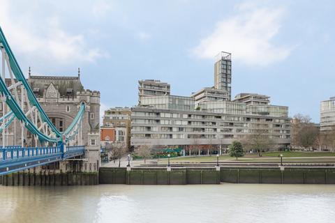 3 bedroom flat for sale, One Tower Bridge, London SE1