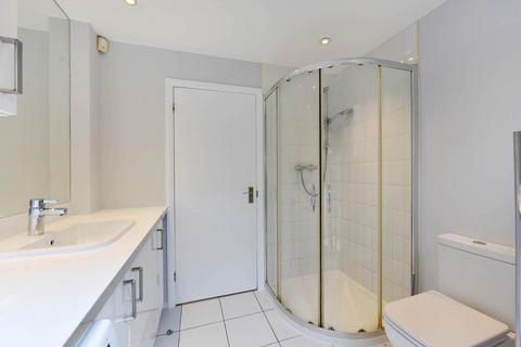 34 Lanark Close, London, W5 1SN