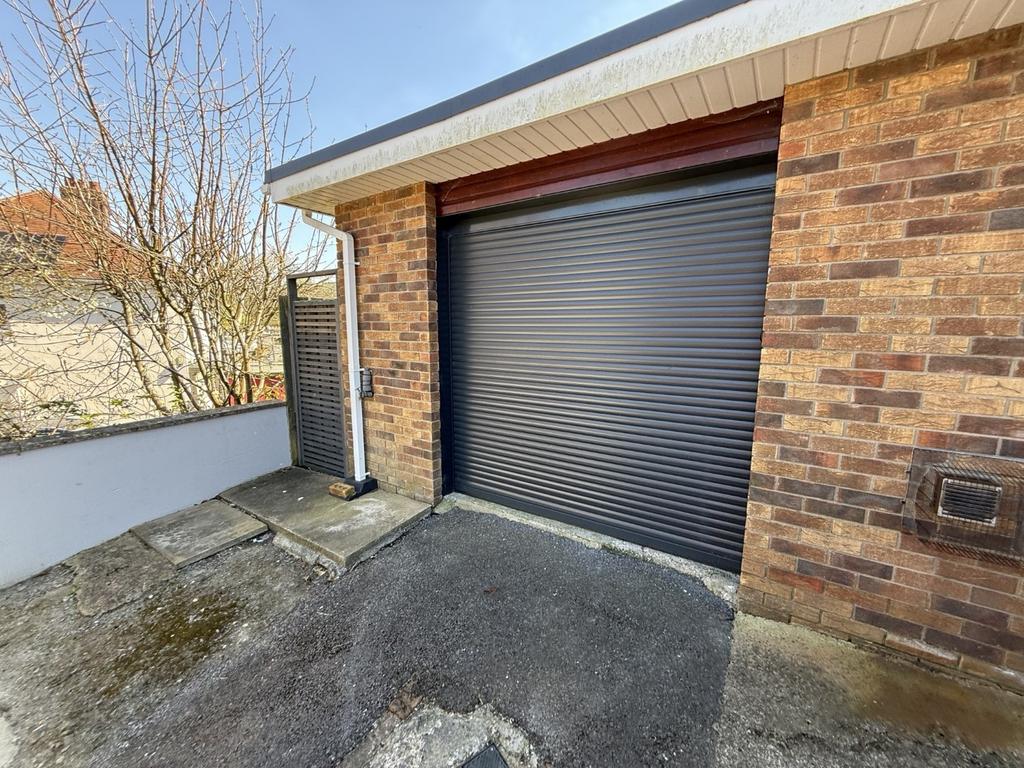 Single Garage