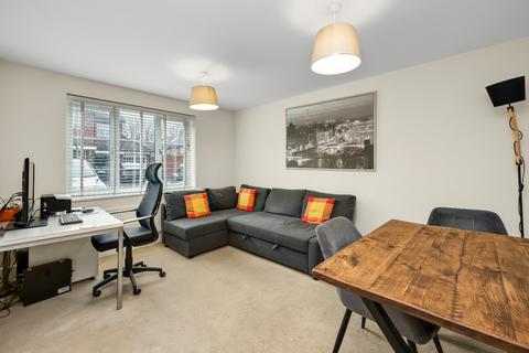 1 bedroom apartment for sale, Poplar Road, Esher, Surrey, KT10