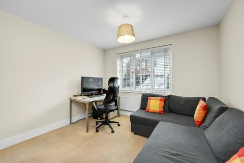 1 bedroom apartment for sale, Poplar Road, Esher, Surrey, KT10