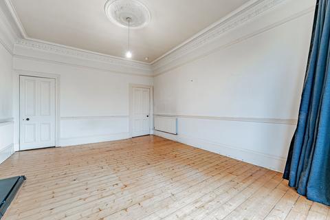 2 bedroom flat for sale, 11 Queens Park Avenue, Flat 3/2, Queens Park, Glasgow, G42 8BX