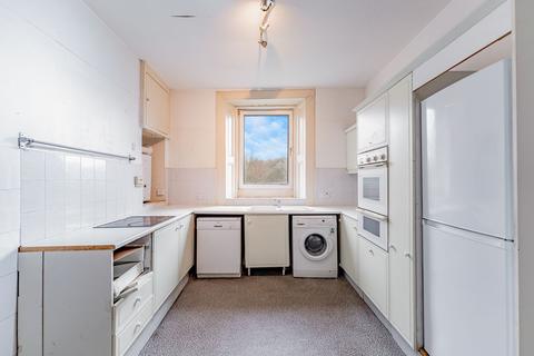 2 bedroom flat for sale, 11 Queens Park Avenue, Flat 3/2, Queens Park, Glasgow, G42 8BX