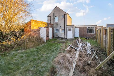 2 bedroom cottage for sale, Doncaster Road, Brayton